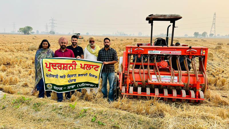 ਕਣਕ ਦੀ ਬਿਜਾਈ ਲਈ ਸਹਿਕਾਰੀ ਸਭਾਵਾਂ ਵੱਲੋਂ ਮਸ਼ੀਨਰੀ ਤੇ ਖੇਤੀਬਾੜੀ ਵਿਭਾਗ ਵੱਲੋਂ ਕਿਸਾਨਾਂ ਨੂੰ ਦਿੱਤੀ ਜਾ ਰਹੀ ਹੈ ਤਕਨੀਕੀ ਜਾਣਕਾਰੀ
